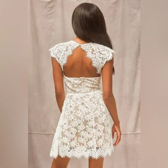 LULUS Absolutely In Love White Lace Short Sleeve Skater Dress Size Medium - Picture 9 of 10